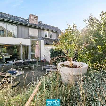 Semesterbostad Pippa - House On A Short Walk From The